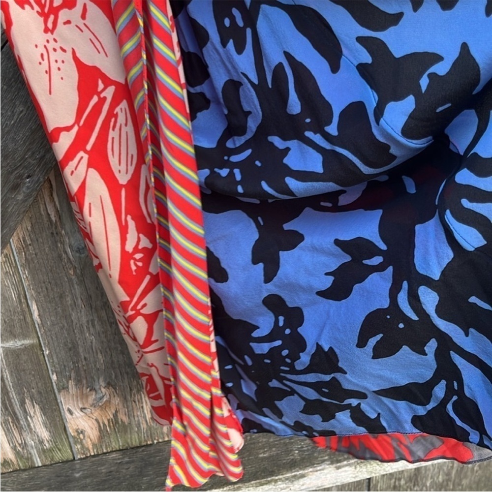 EUC Diane Von Furstenberg Silk Multi Pattern Ruffle Front Dress Sz XS Rtl. $528 - Picture 10 of 13